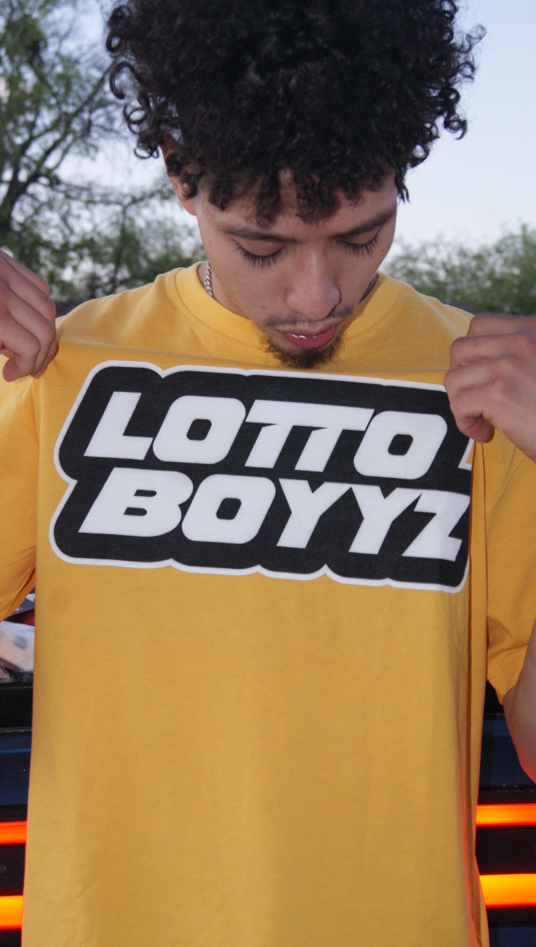 Lottoboyyz Yellow big logo tee